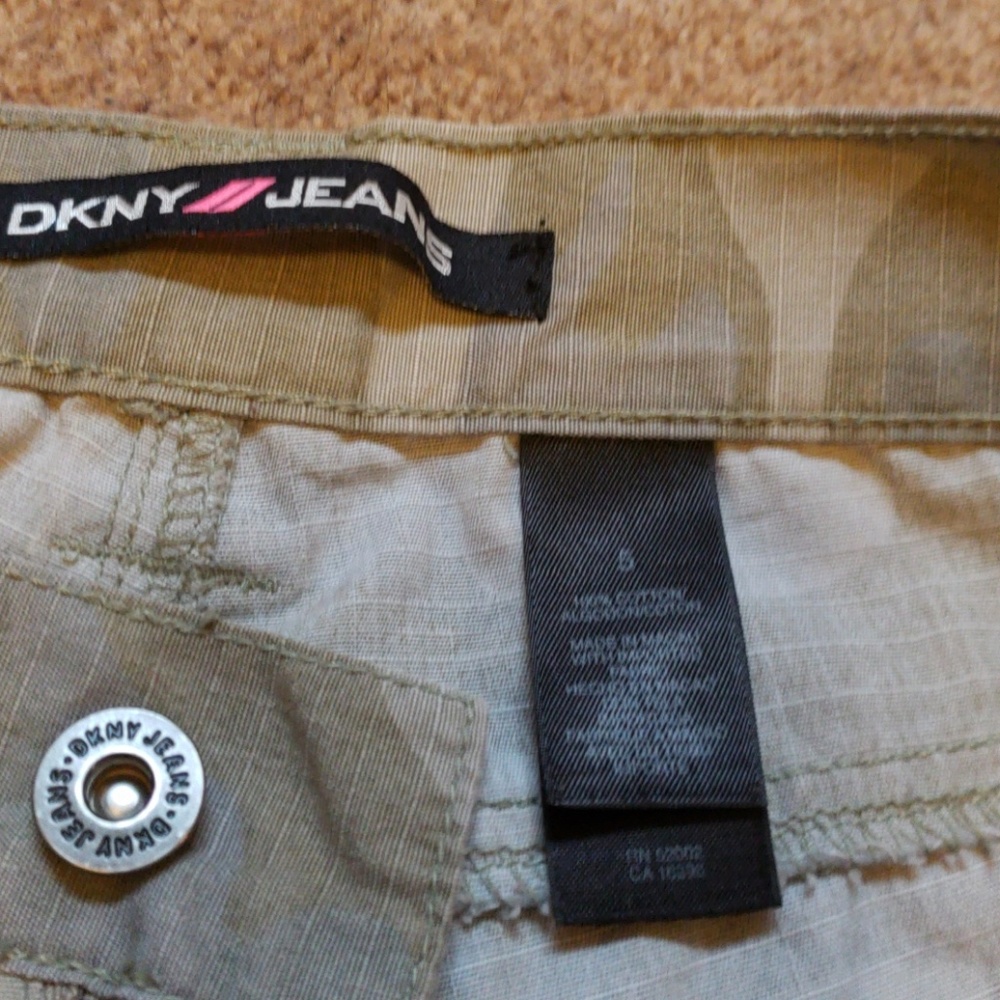 Pants - Picture 2 of 3